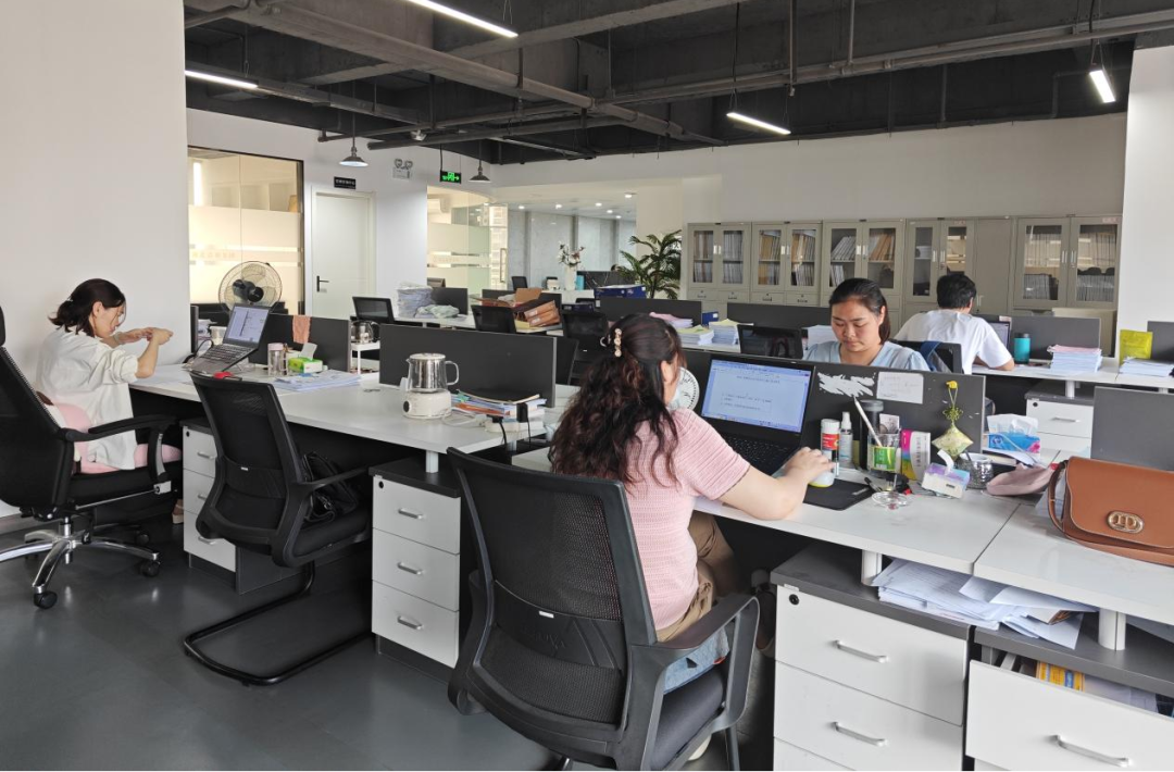 勠力同心创佳绩 务实笃行启新程 ——湖北尊龙凯时税务师事务所圆满完成上半年各项目标任务(图4)